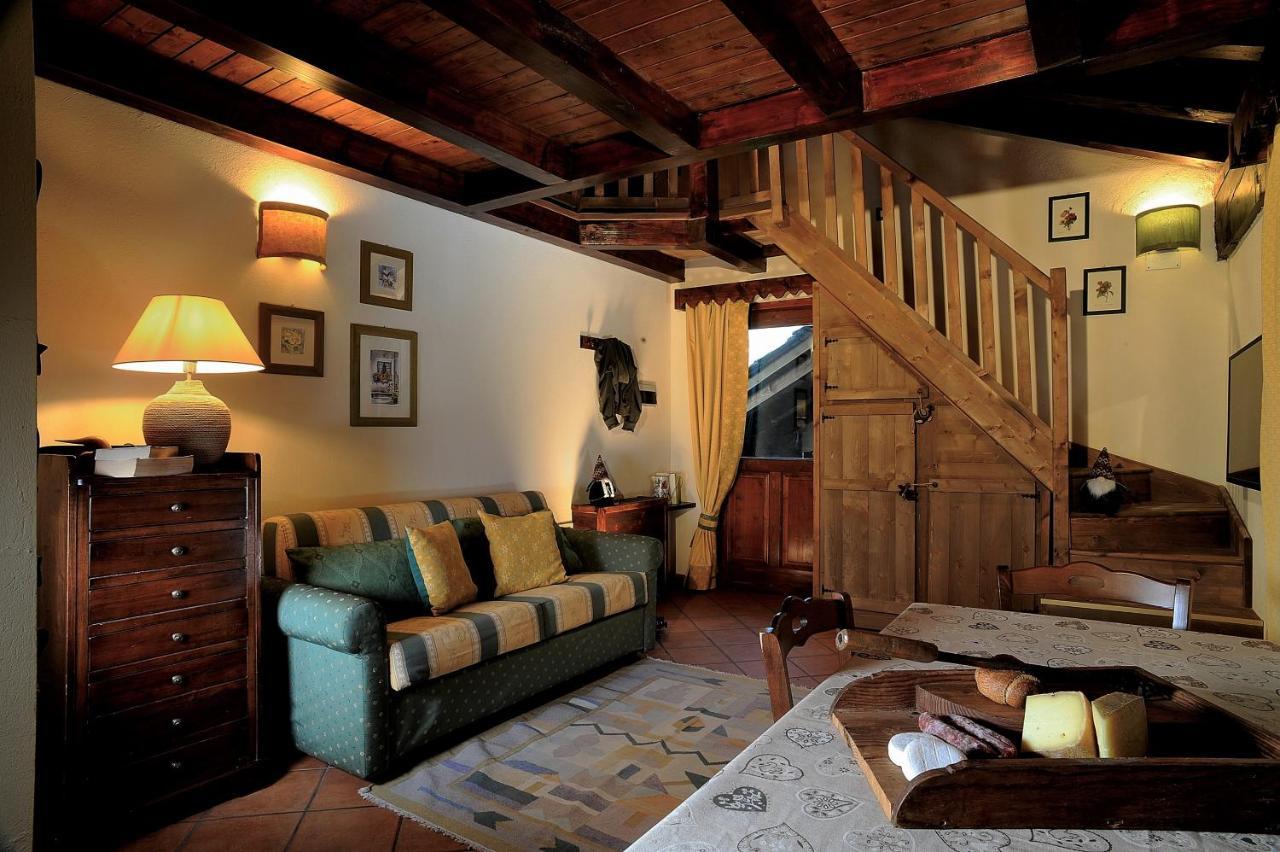 Residence Foyer D'Antan Brusson Extérieur photo